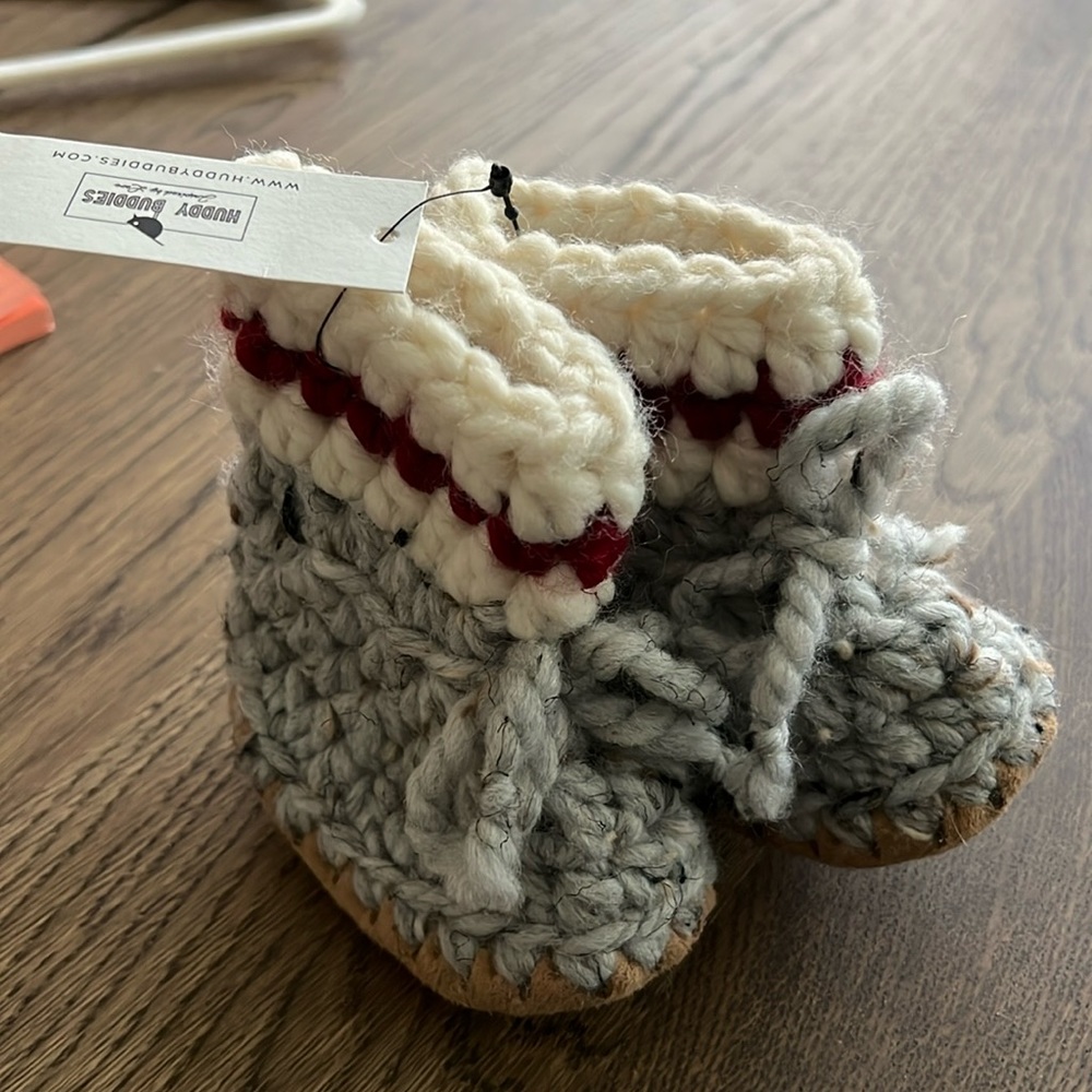 Huddy Budd yHandmade  Booties